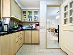 Parkview Apartments (D23), Apartment #357297991